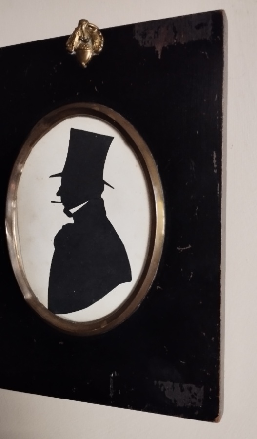 Hand cut silhouette of a gentleman in top hat and cigar (10).jpg